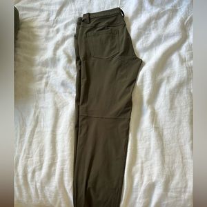 Men’s Lululemon ABC Slim pants, army green, 32 waist